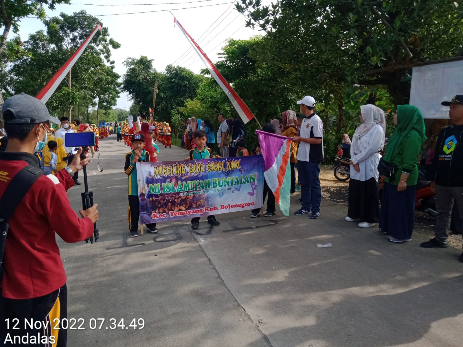 JALAN SANTAI