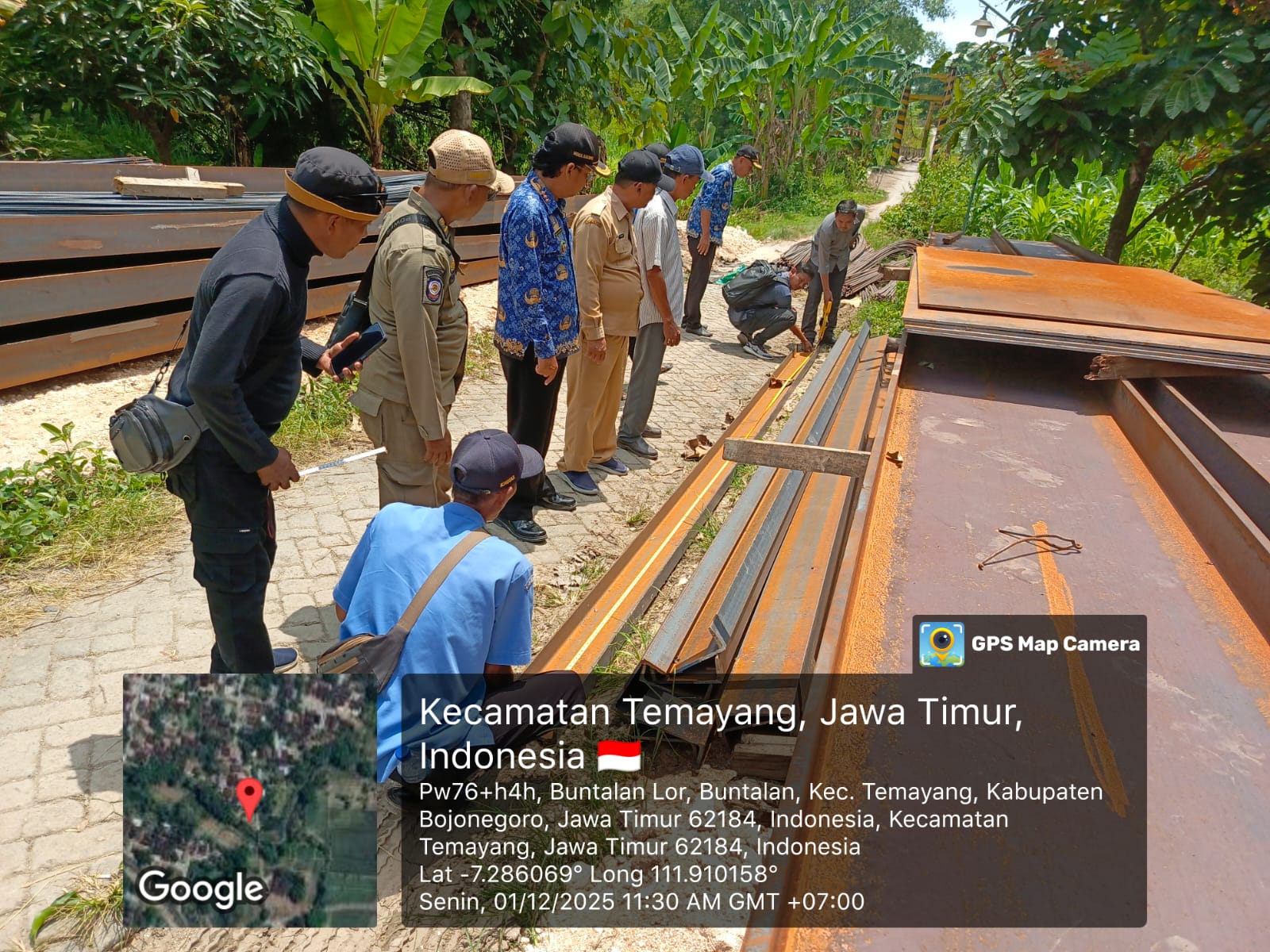 Camat Temayang Tinjau Progres Pelaksanaan BKKD Tahap I di Desa Buntalan