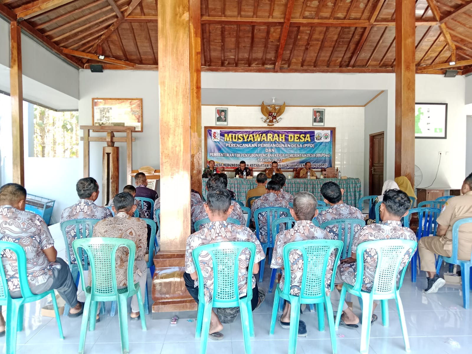 Kecamatan Temayang Dampingi Musdes PPD dan Pembentukan Tim Penyusun RKP Desa 2027 Desa Kedungsumber